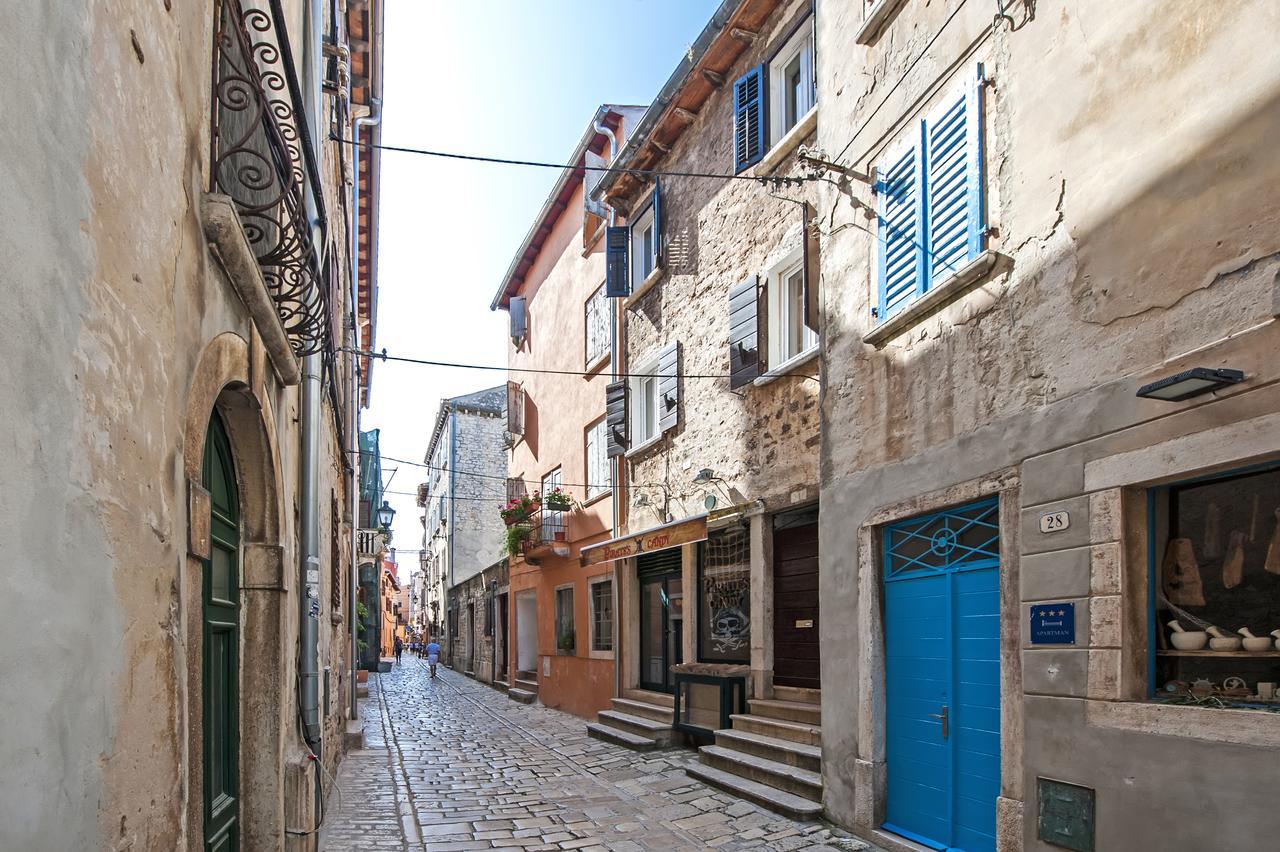 La Svalba Rooms & Studios Rovinj Exteriör bild