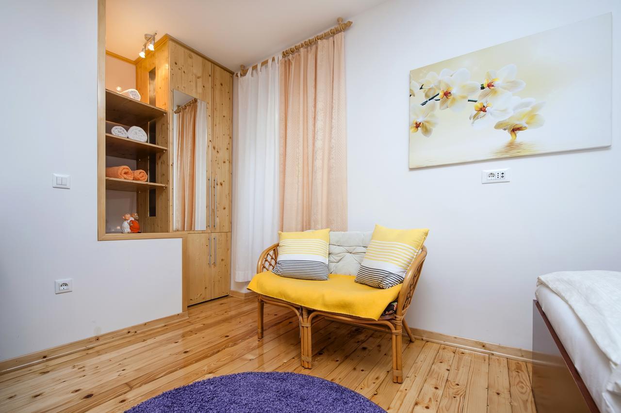 La Svalba Rooms & Studios Rovinj Exteriör bild
