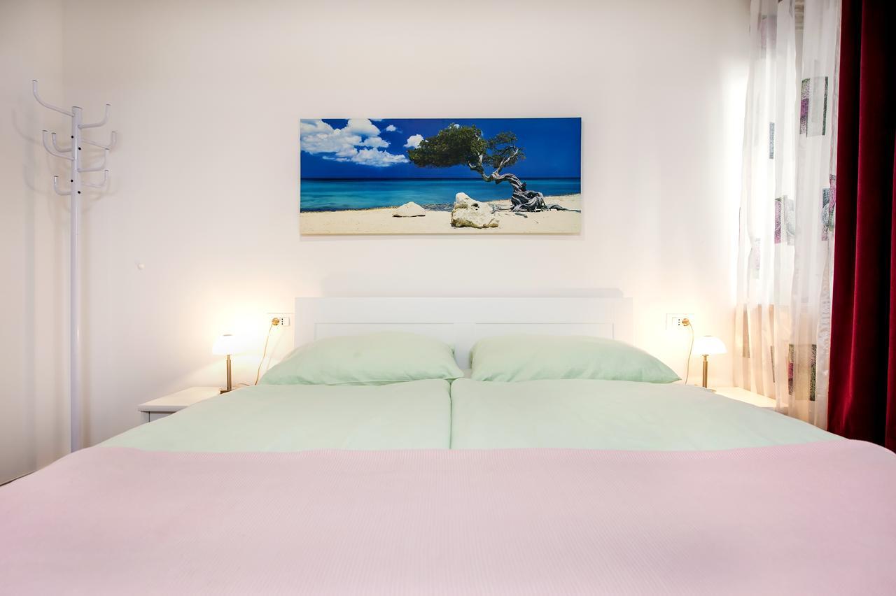 La Svalba Rooms & Studios Rovinj Exteriör bild