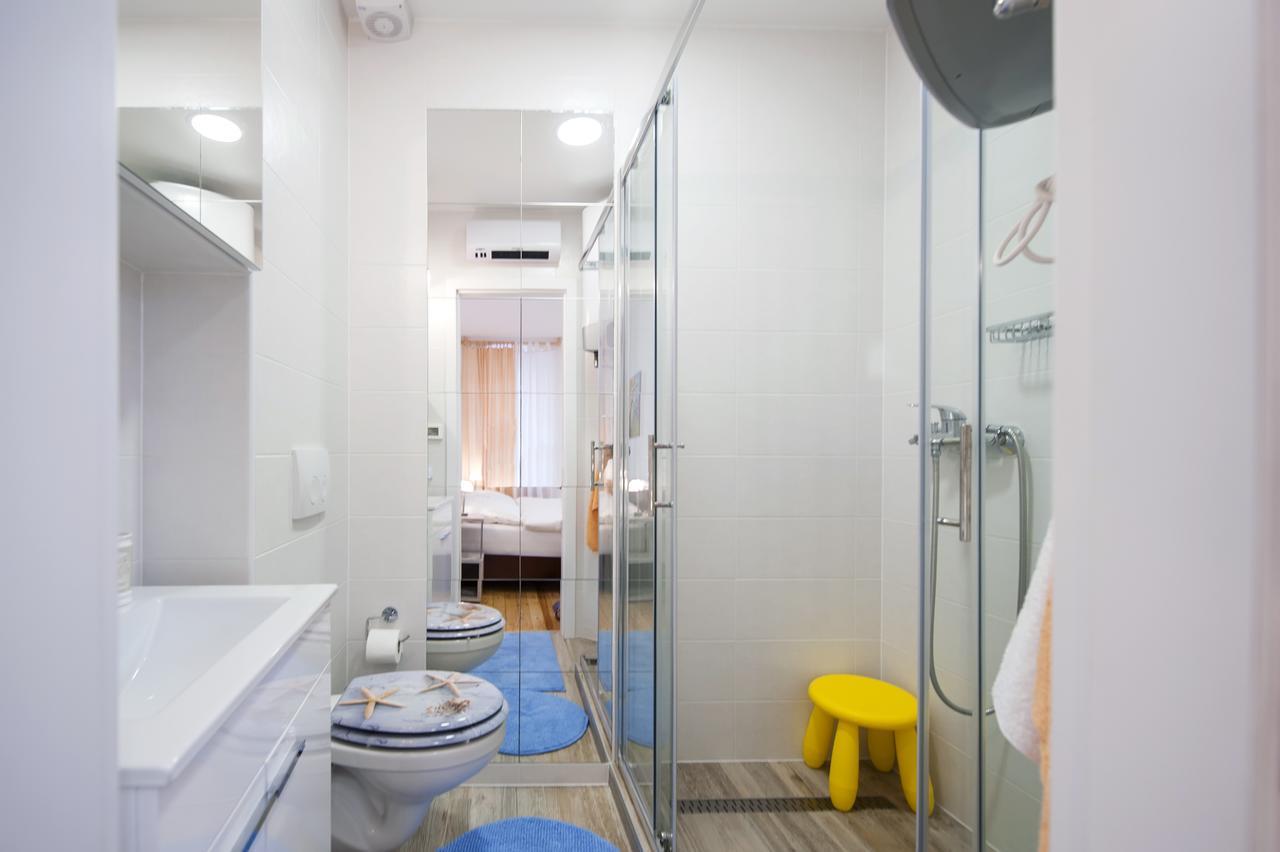 La Svalba Rooms & Studios Rovinj Exteriör bild