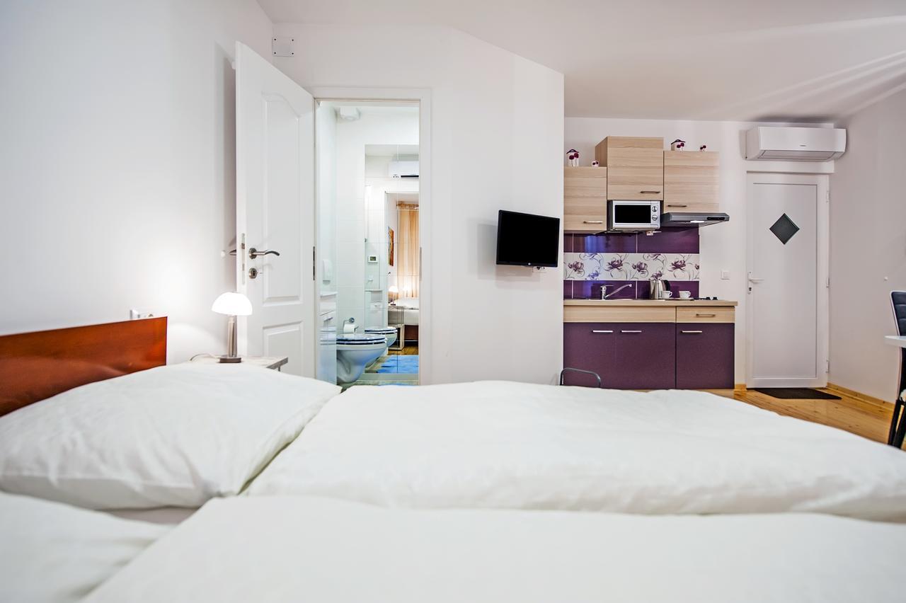 La Svalba Rooms & Studios Rovinj Exteriör bild