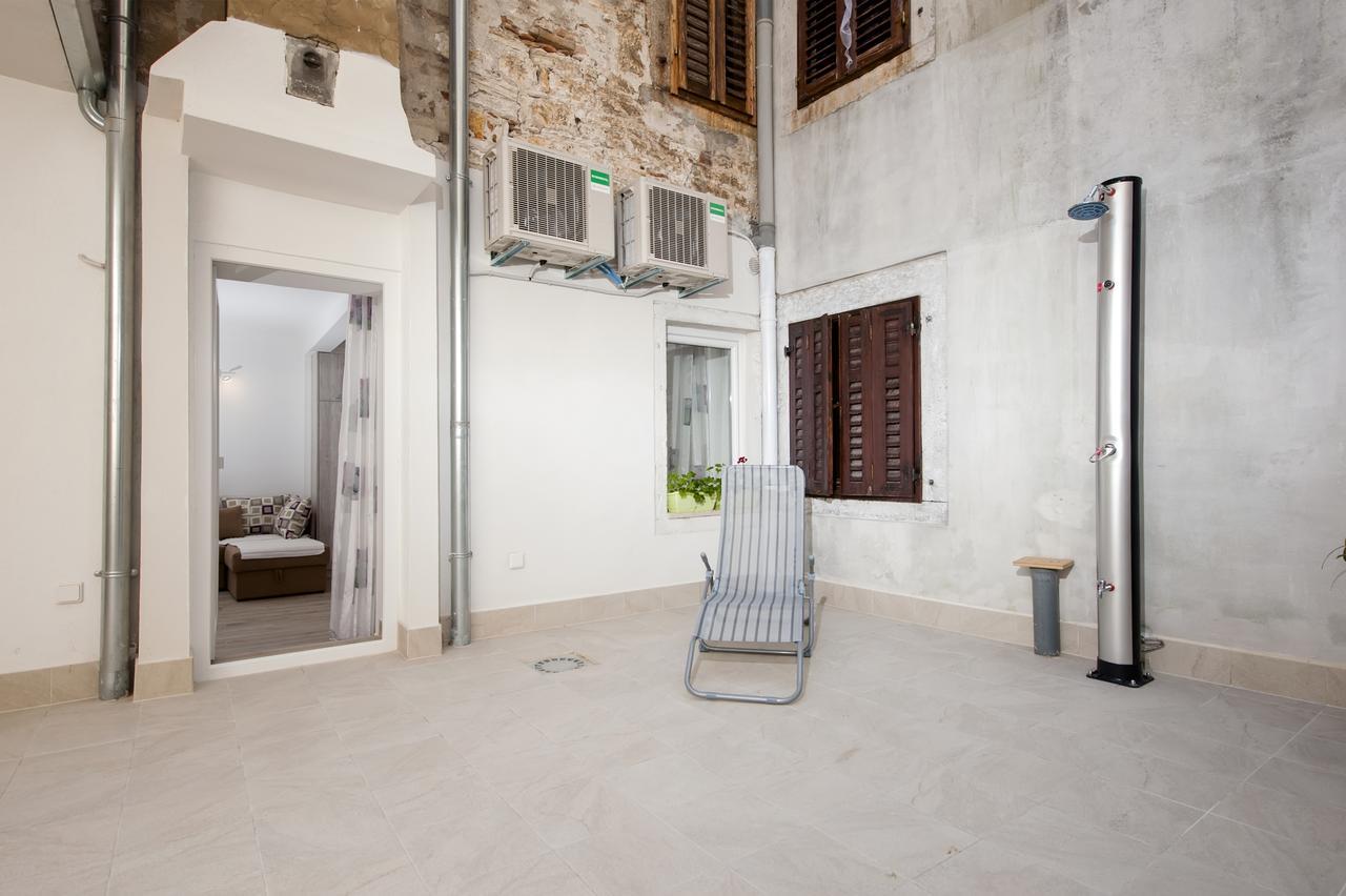 La Svalba Rooms & Studios Rovinj Exteriör bild