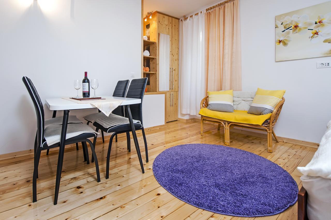 La Svalba Rooms & Studios Rovinj Exteriör bild